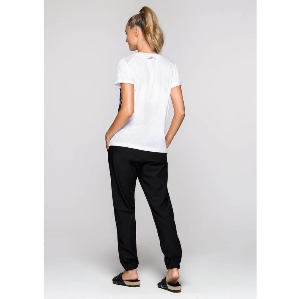 Lorna Jane Luxury Ankle-Zip Jogger Pant in Black - Picture 5 of 11